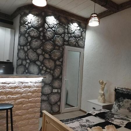 4 Chocolate Apartments In Old Tiflis Exterior foto