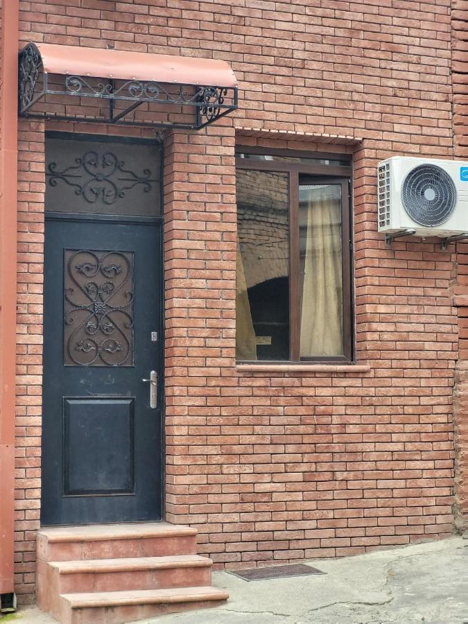 4 Chocolate Apartments In Old Tiflis Exterior foto