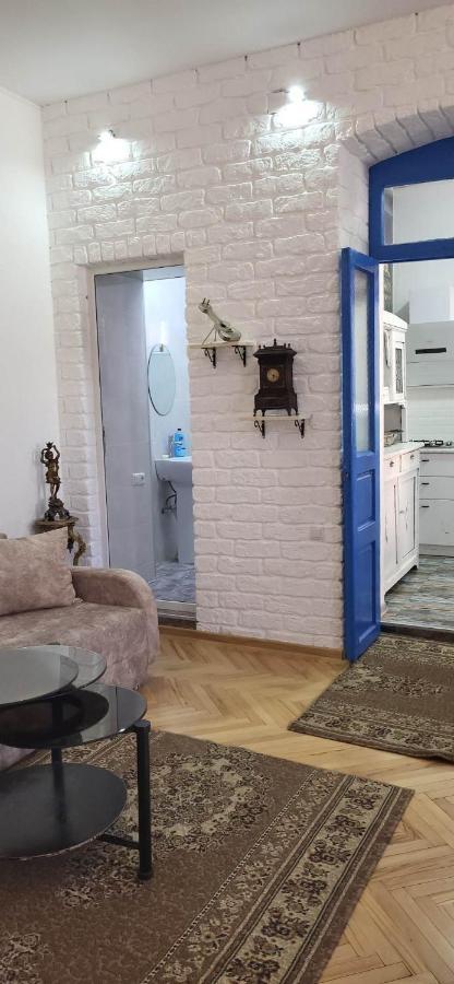 4 Chocolate Apartments In Old Tiflis Exterior foto