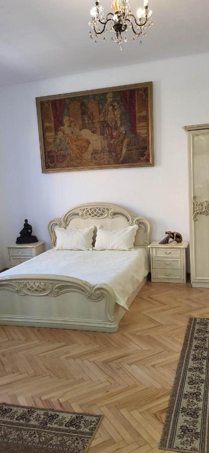4 Chocolate Apartments In Old Tiflis Exterior foto