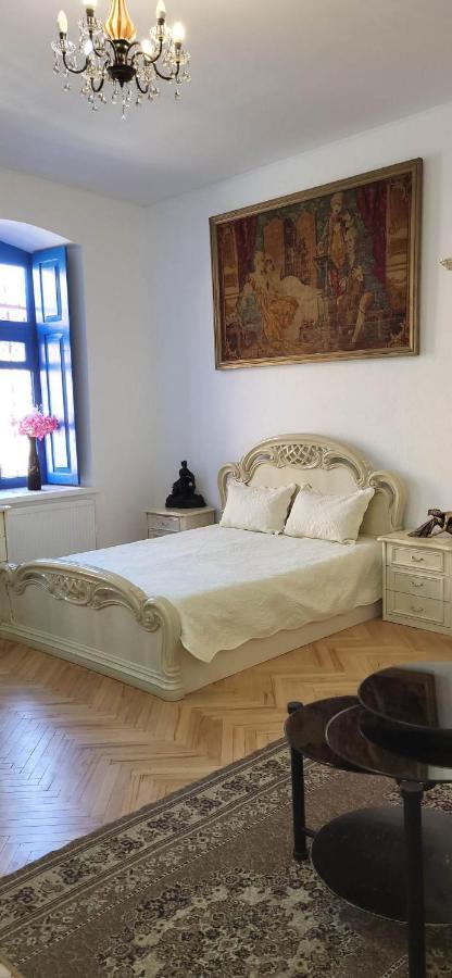 4 Chocolate Apartments In Old Tiflis Exterior foto